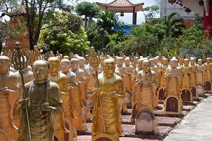 Buddhist cemetery, Hat Yai, Thailand - Click for larger image