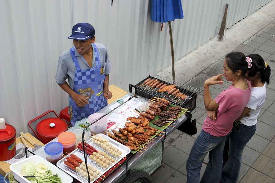 Street food everywhere in Bangkok