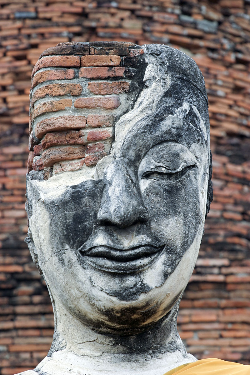 Canon EF 70-200mm f/4L | Canon 10D | ISO:200 | Aperture: f/5.6 | Shutter Speed: 1/500s | Focal length: 200mm