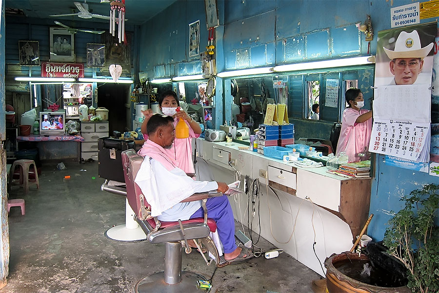 Thai barber shop