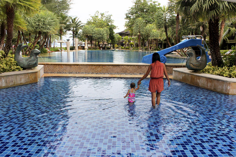 Swimming pool, Anantara Si Kao Resort, Trang