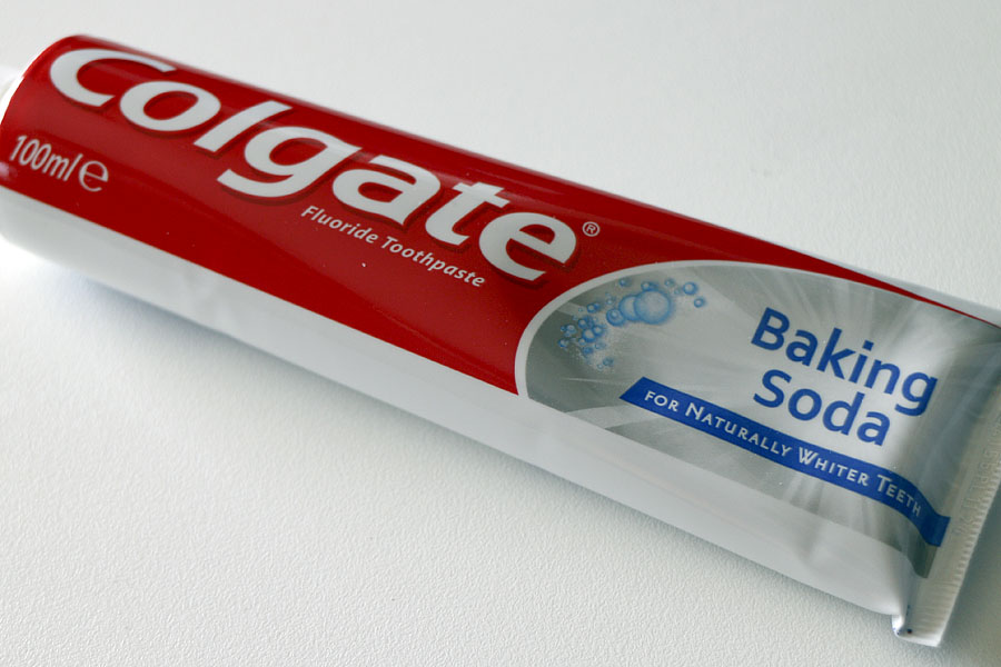 Baking soda toothpaste