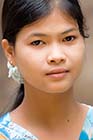 Burmese girl, Mae Sot - Click for larger image