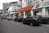 Double parking like this happens everywhere all the time - Click for larger image